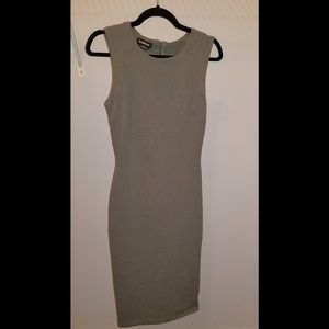 bebe Dresses - bebe Sleeveless Bodycon Dress bebe Dresses - bebe Sleeveless Bodycon Dress
